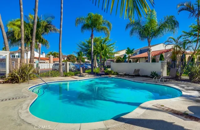 $4,500 | 7030 Seawind Drive, Long Beach, CA 90803