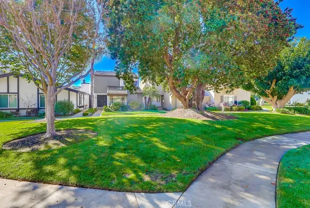 $4,500 | 7030 Seawind Drive, Long Beach, CA 90803