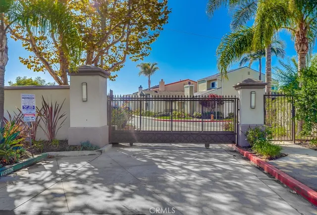 $4,500 | 7030 Seawind Drive, Long Beach, CA 90803