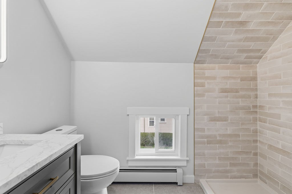 14 Bolton Road Dartmouth, MA 02748 - Photo 12 of 16