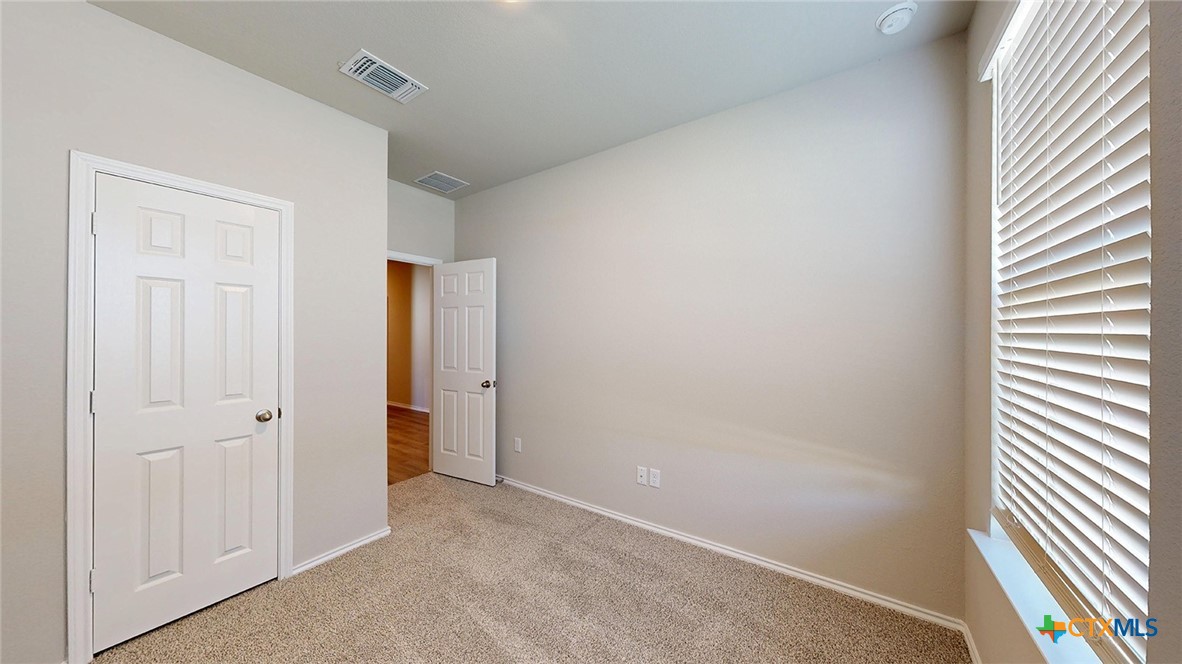 1110 Stone Vly Road Temple, TX 76502 - Photo 4 of 21