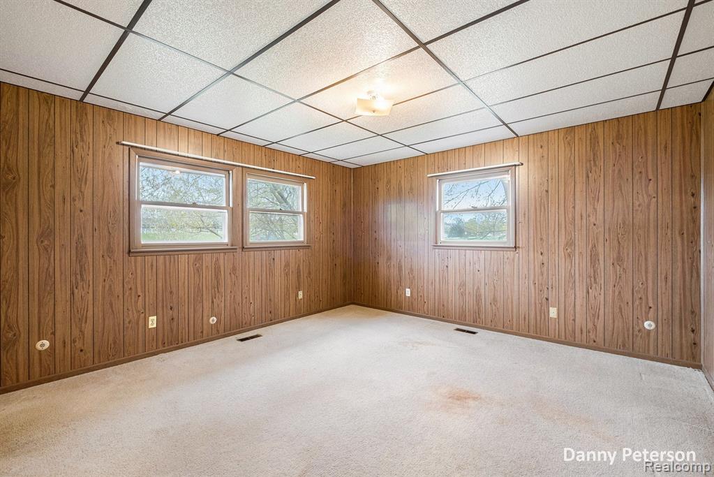 2025 North Oak Road Davison, MI 48423 - Photo 16 of 23