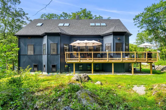 $1,124,000 | 122 Valley Street, Laconia, NH 03246