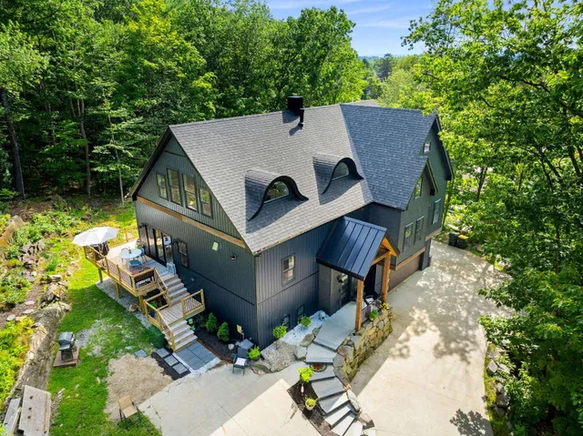 $1,124,000 | 122 Valley Street, Laconia, NH 03246