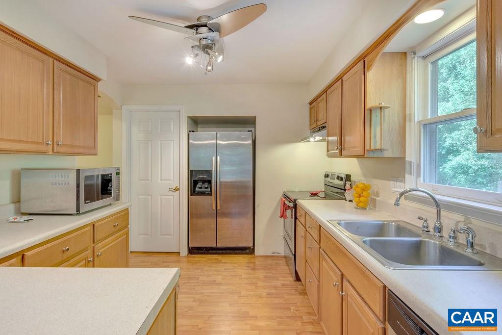 758 Lightwood Road Louisa, VA 23093 - Photo 10 of 46 Gallery Image 10