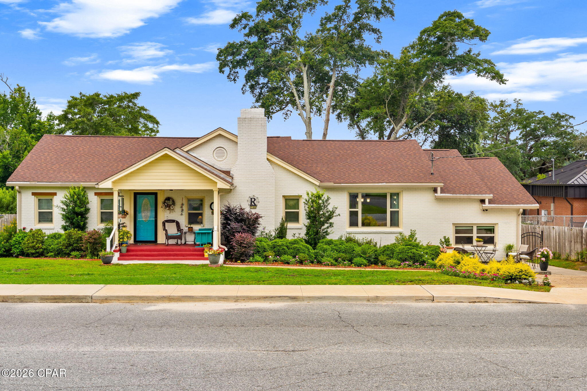 700 2nd Street Chipley, FL 32428 - Photo 1 of 54