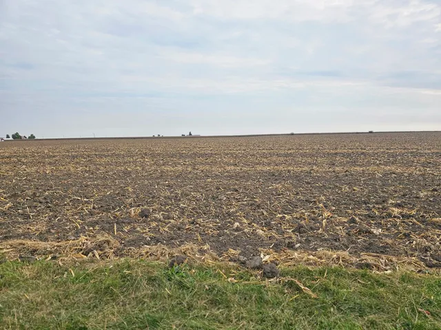 $190,000 | 174 Rockyford Road, Sublette, IL 61367