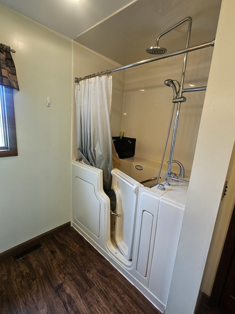 174 Rockyford Road Sublette, IL 61367 - Photo 8 of 20