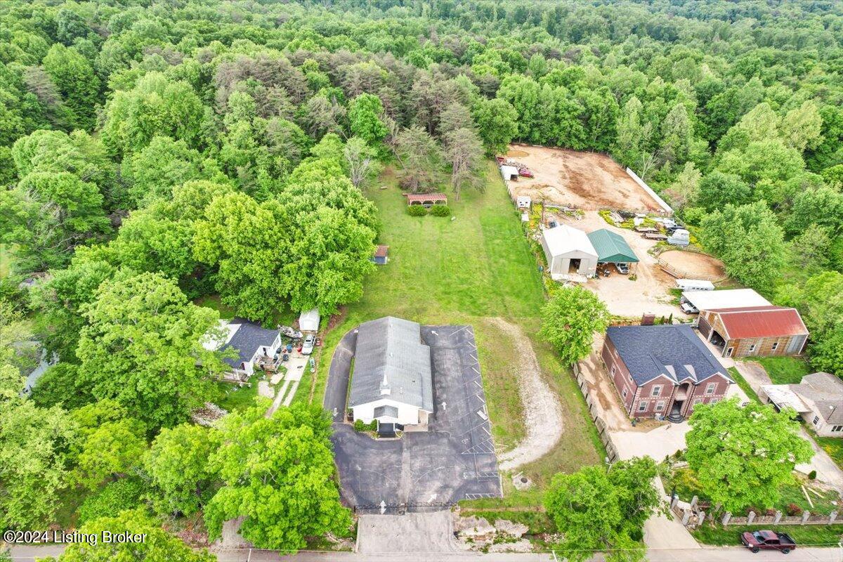 2606 Granger Road Fairdale, KY 40118 - Photo 4 of 37 04-2606 Granger Rd-103