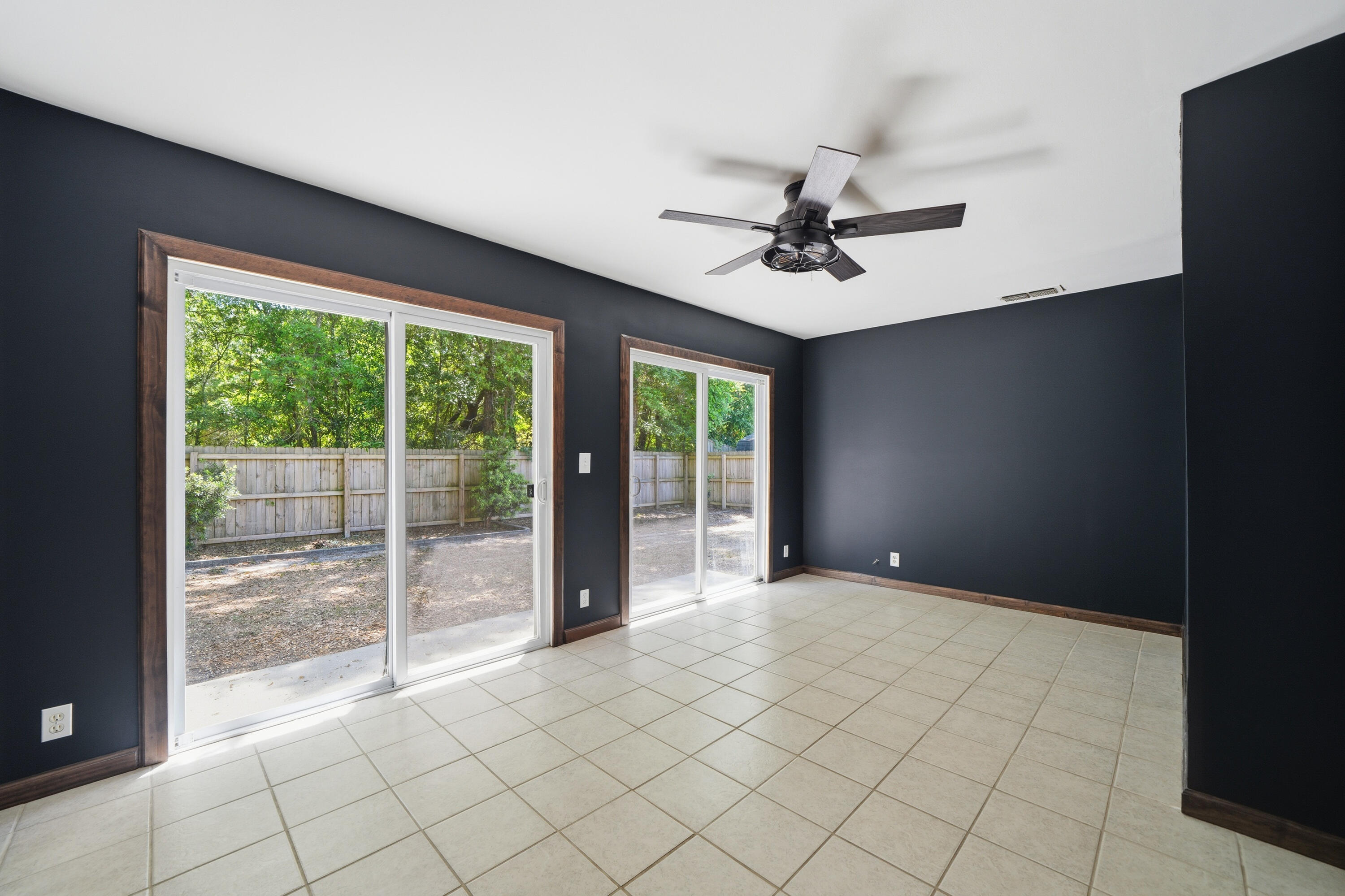 410 Pelham Road Fort Walton Beach, FL 32547 - Photo 14 of 36 DSC08963
