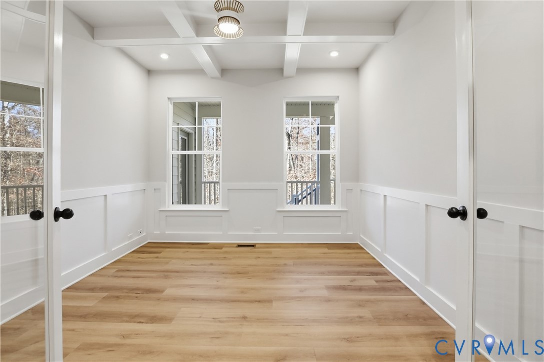 12420 Coalboro Road Chesterfield, VA 23838 - Photo 14 of 38 This home is MOVE-IN READY! The photo represents t