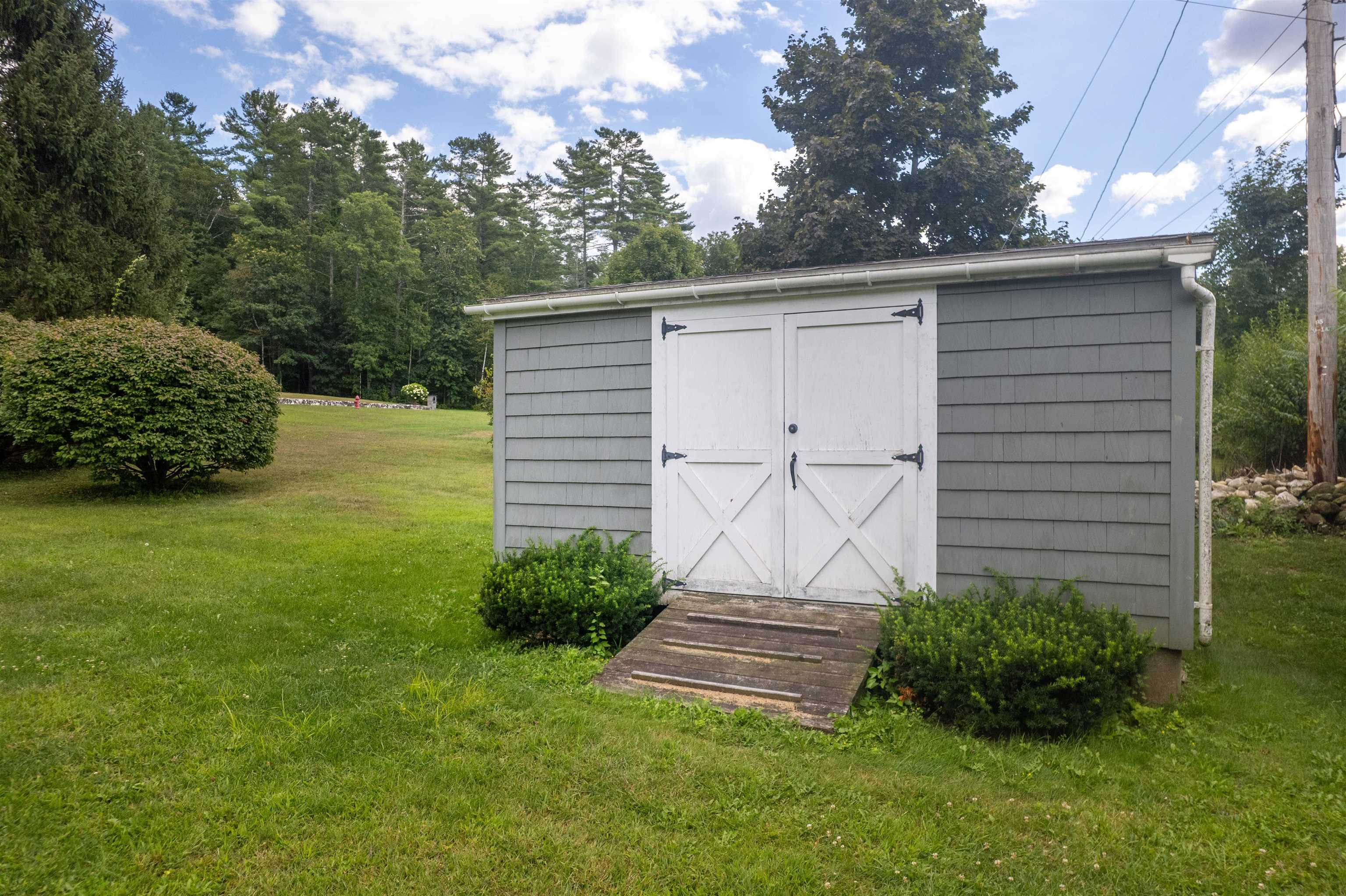 27 Chatterton Park Proctor, VT 05765 - Photo 3 of 42