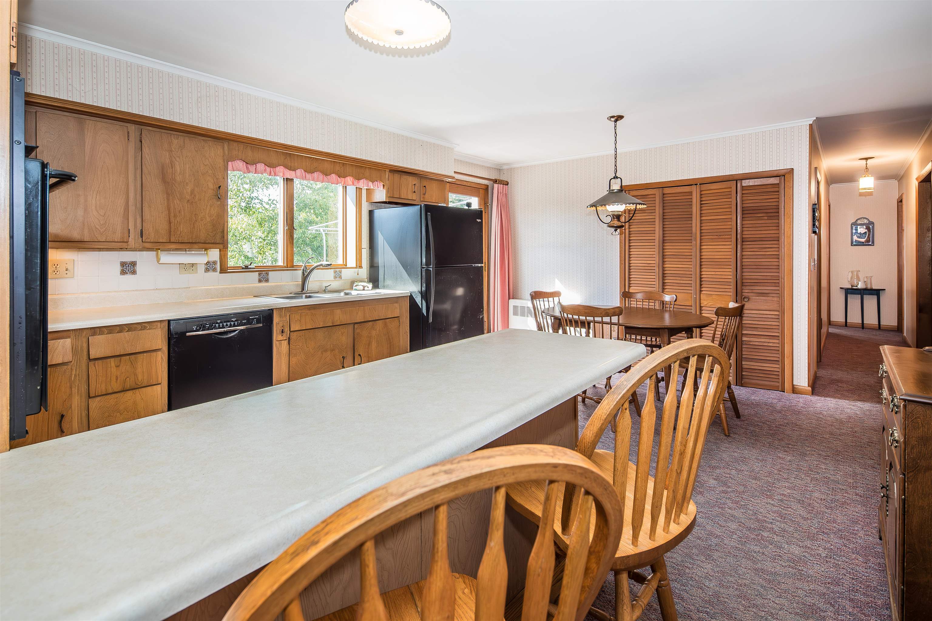 27 Chatterton Park Proctor, VT 05765 - Photo 6 of 42