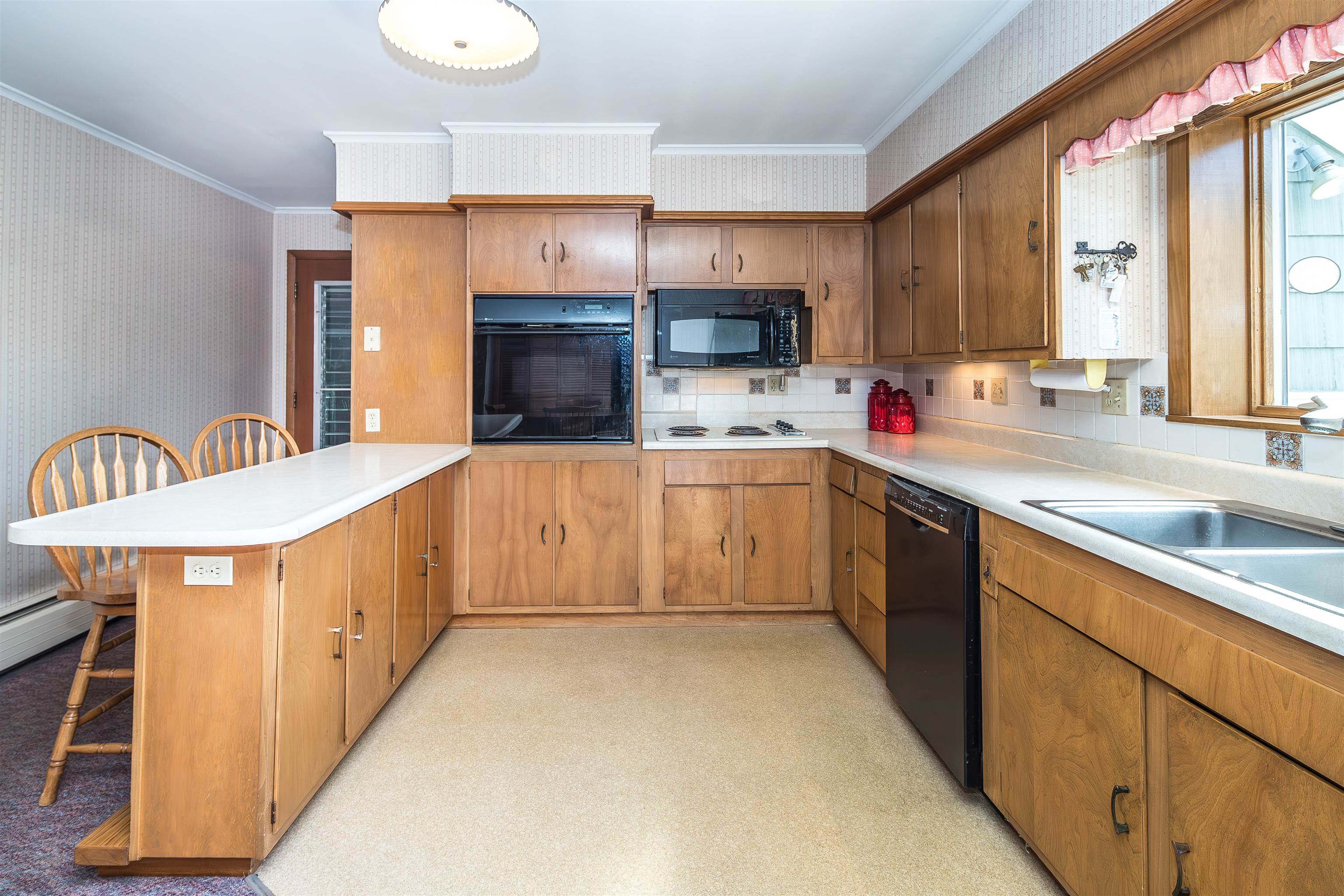 27 Chatterton Park Proctor, VT 05765 - Photo 9 of 42