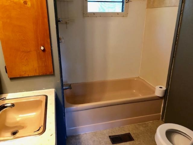 5448 Fairfield Barryton, MI 49305 - Photo 8 of 19 6. Bathroom with washer