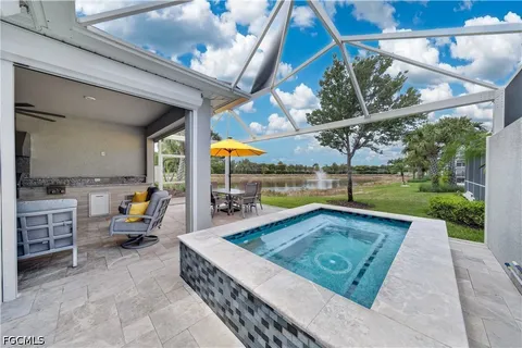 $525,900 | 20014 Parrot Key Court, Estero, FL 33928