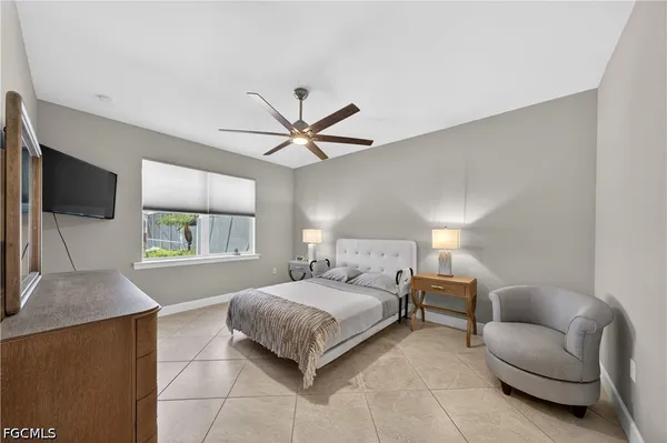 $525,900 | 20014 Parrot Key Court, Estero, FL 33928