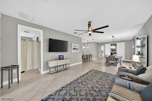 $525,900 | 20014 Parrot Key Court, Estero, FL 33928