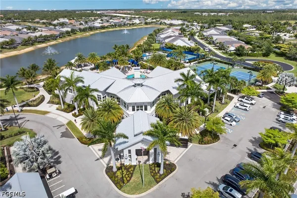 $525,900 | 20014 Parrot Key Court, Estero, FL 33928