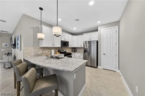 $525,900 | 20014 Parrot Key Court, Estero, FL 33928