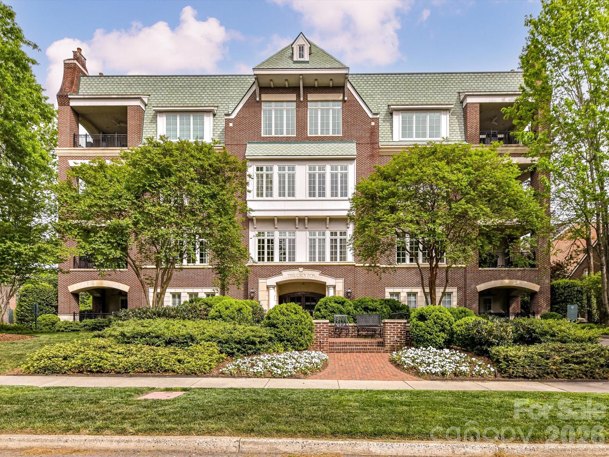 2223 Croydon Road, Unit 302 Charlotte, NC 28207 - Photo 1 of 35 Gallery Image 1