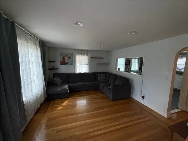 $459,900 | 35 Welfare Avenue, Warwick, RI 02888