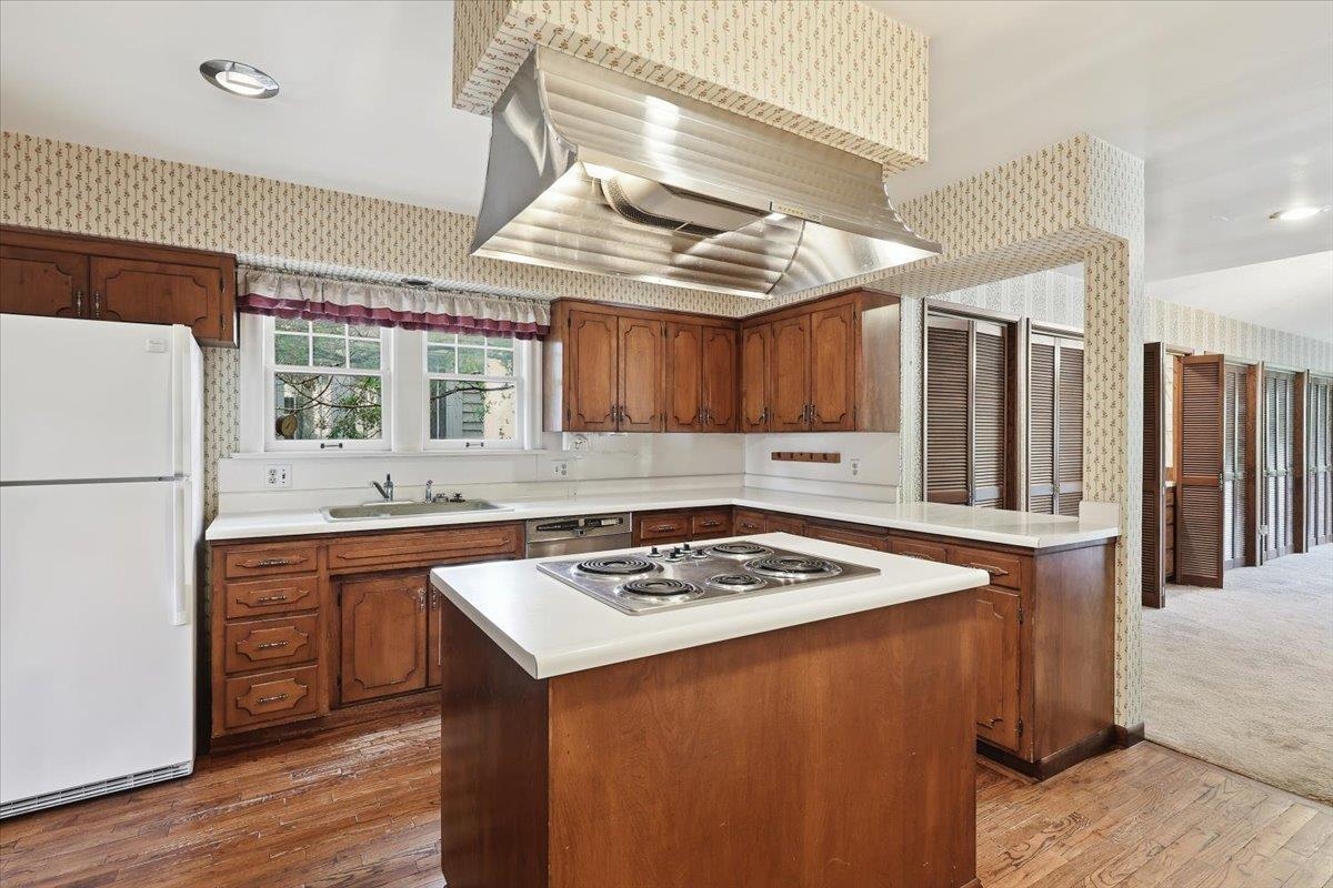 1016 East Overbluff Road Spokane, WA 99203 - Photo 13 of 42