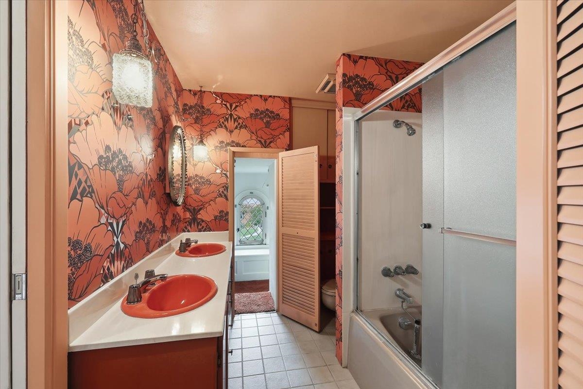 1016 East Overbluff Road Spokane, WA 99203 - Photo 22 of 42