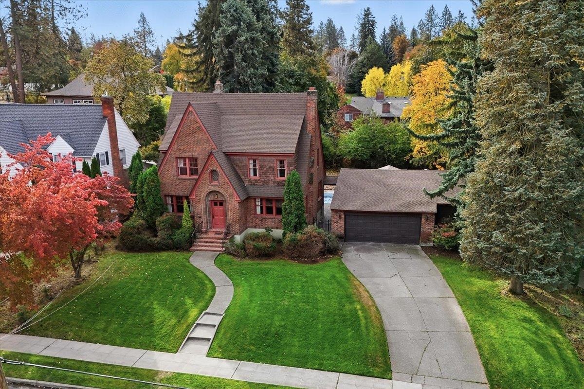 1016 East Overbluff Road Spokane, WA 99203 - Photo 3 of 42