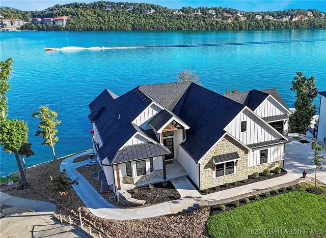 $3,890,000 | 1603 Grand View Drive, Sunrise Beach, MO 65079