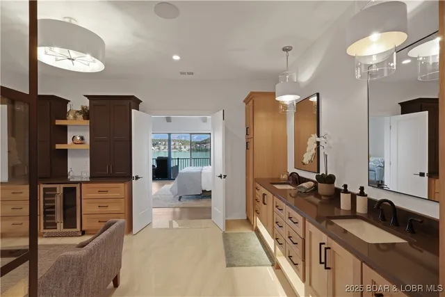 $3,890,000 | 1603 Grand View Drive, Sunrise Beach, MO 65079