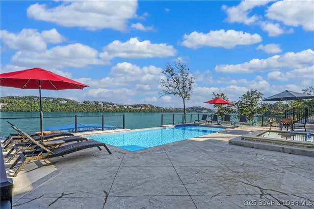 $3,890,000 | 1603 Grand View Drive, Sunrise Beach, MO 65079