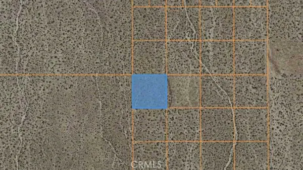 $2,890 | 16 247th Street East, Llano, CA 93544