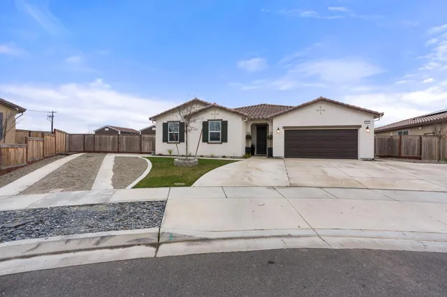 $949,999 | 2531 Latour Court, Turlock, CA 95382