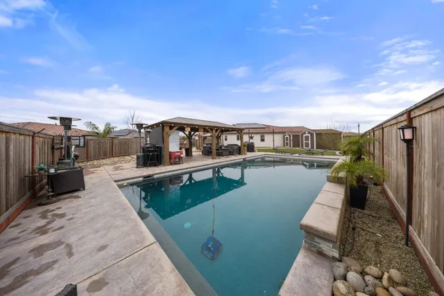 $949,999 | 2531 Latour Court, Turlock, CA 95382