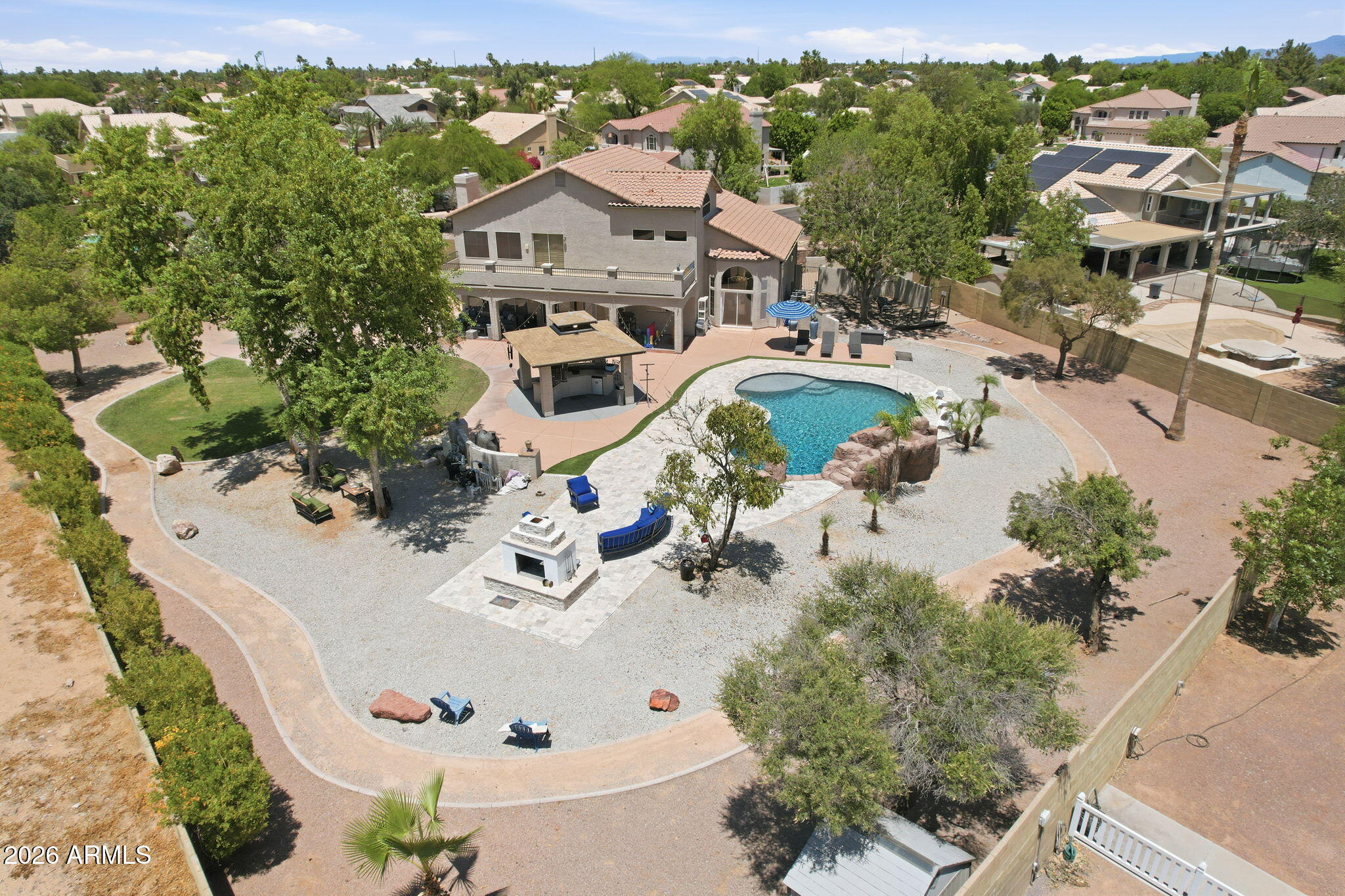 2575 East Drake Street Gilbert, AZ 85234 - Photo 6 of 47