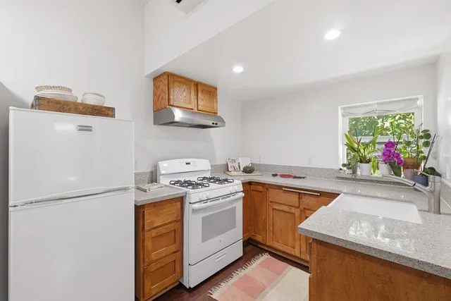 $1,125,000 | 386 Larmier Avenue, Oak View, CA 93022