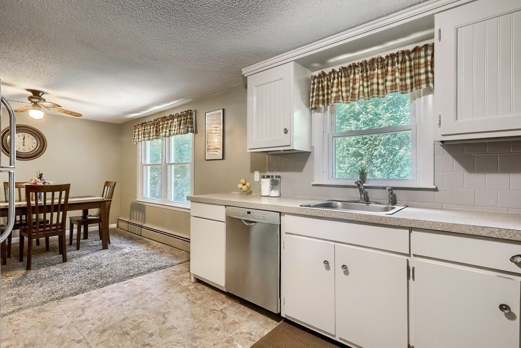 90 Pleasant Street Bellingham, MA 02019 - Photo 3 of 23