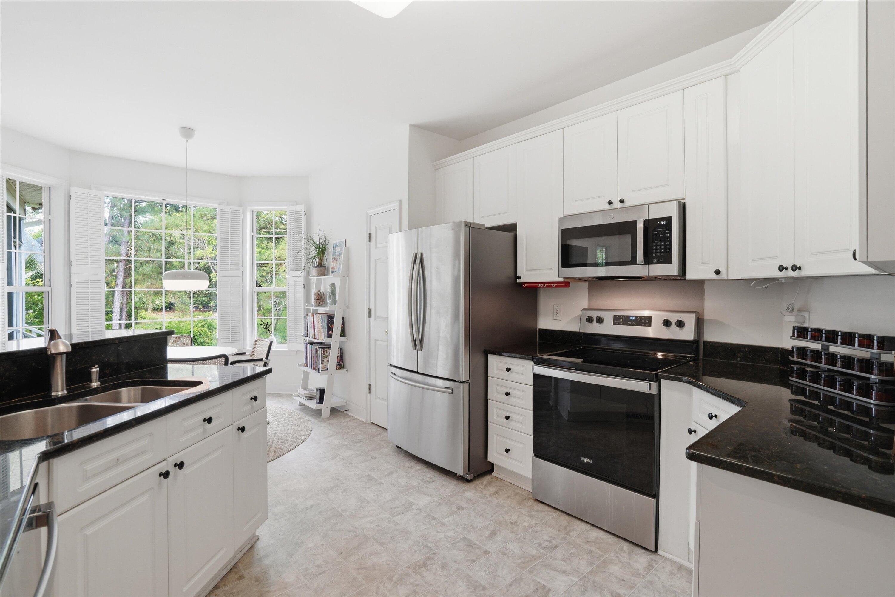 2779 Waterpointe Circle Mount Pleasant, SC 29466 - Photo 13 of 45 37-DSC04520