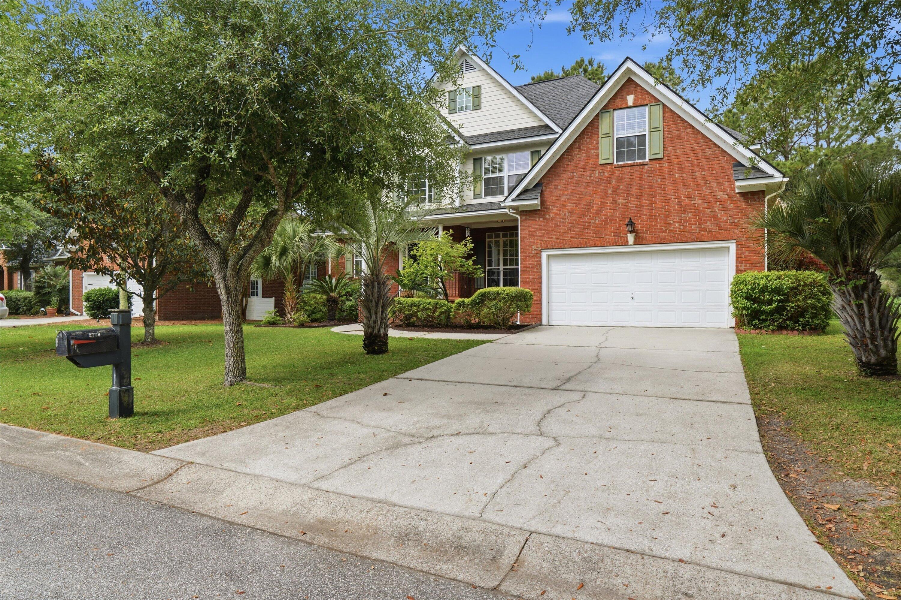 2779 Waterpointe Circle Mount Pleasant, SC 29466 - Photo 3 of 45 03-DSC04559