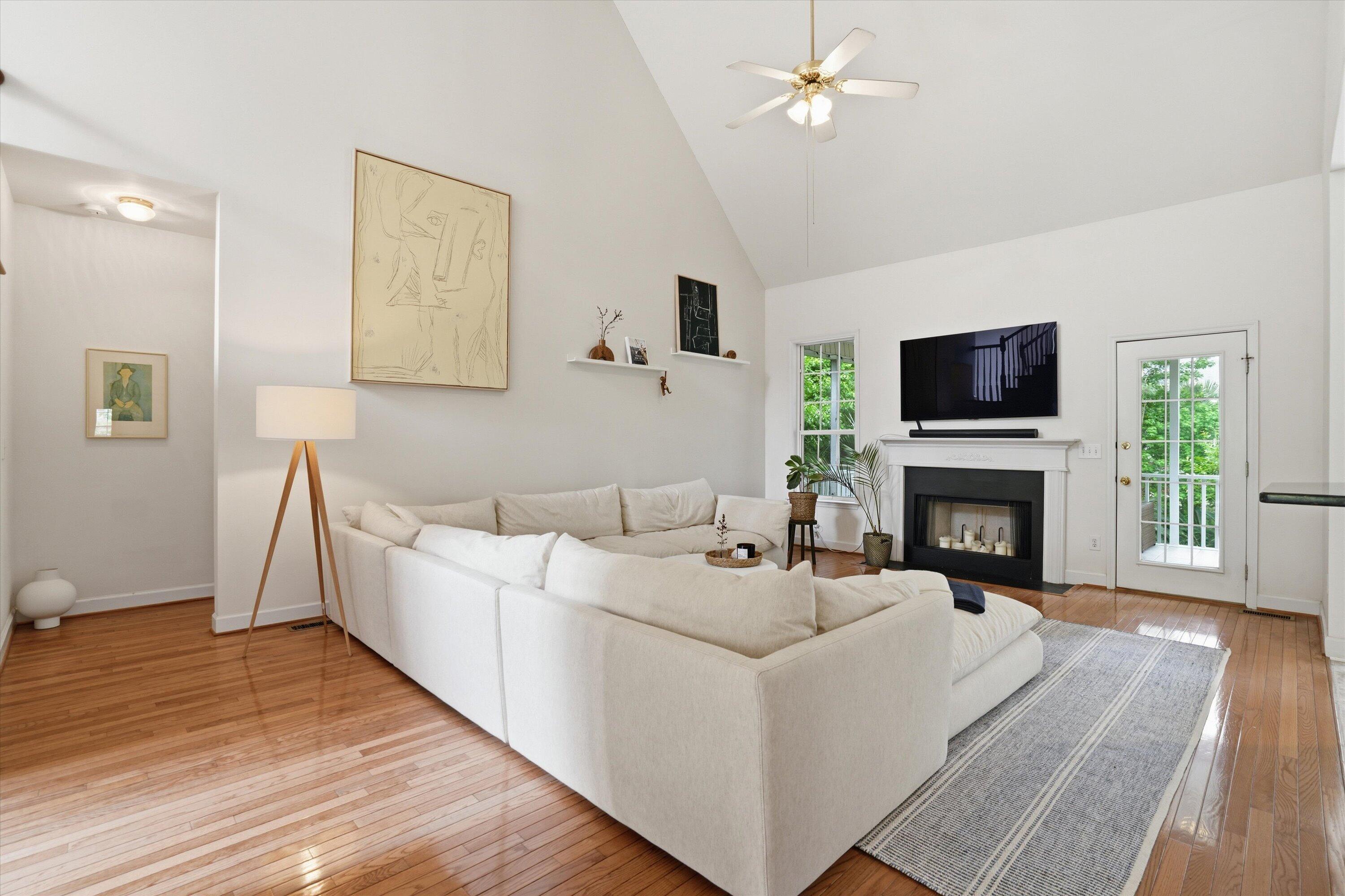 2779 Waterpointe Circle Mount Pleasant, SC 29466 - Photo 8 of 45 29-DSC04496_1