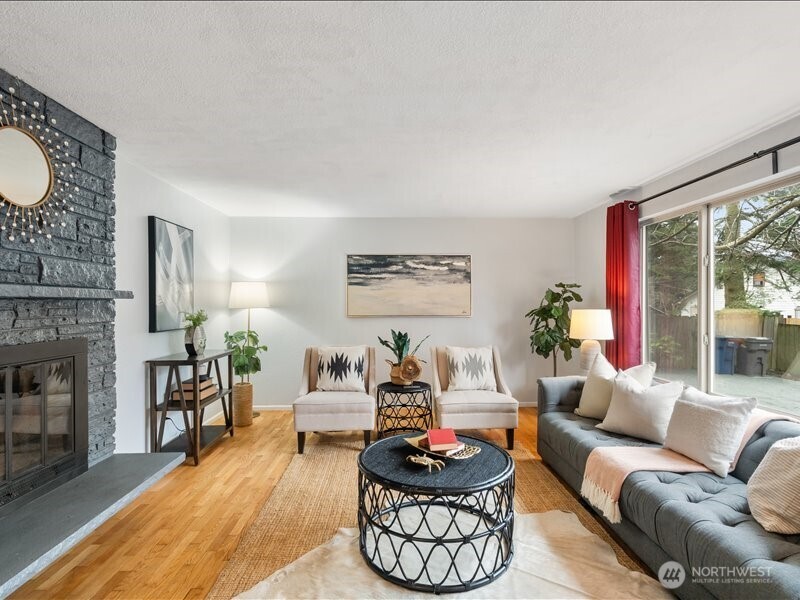 6421 South 124th Street Seattle, WA 98178 - Photo 5 of 30