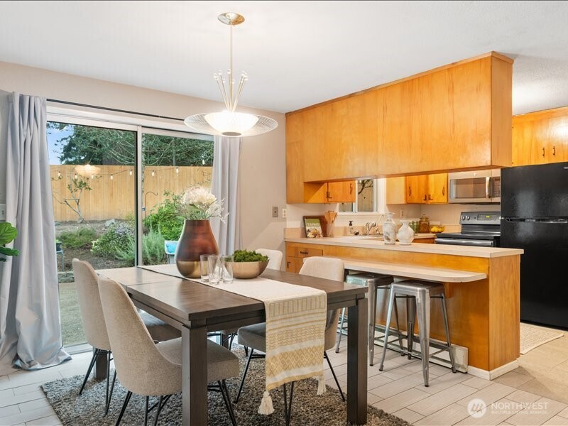 6421 South 124th Street Seattle, WA 98178 - Photo 7 of 30