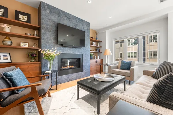 $2,450,000 | 21 Crowninshield Road, Unit 21, Brookline, MA 02446