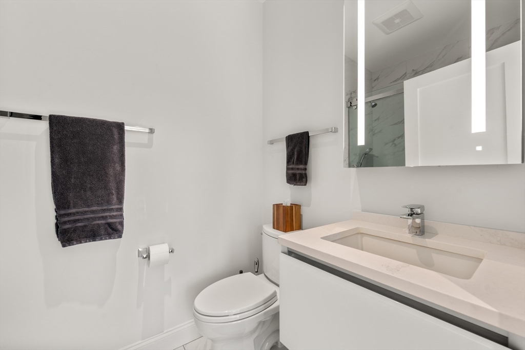 21 Crowninshield Road, Unit 21 Brookline, MA 02446 - Photo 16 of 26