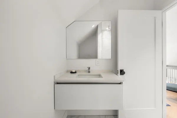 $2,450,000 | 21 Crowninshield Road, Unit 21, Brookline, MA 02446