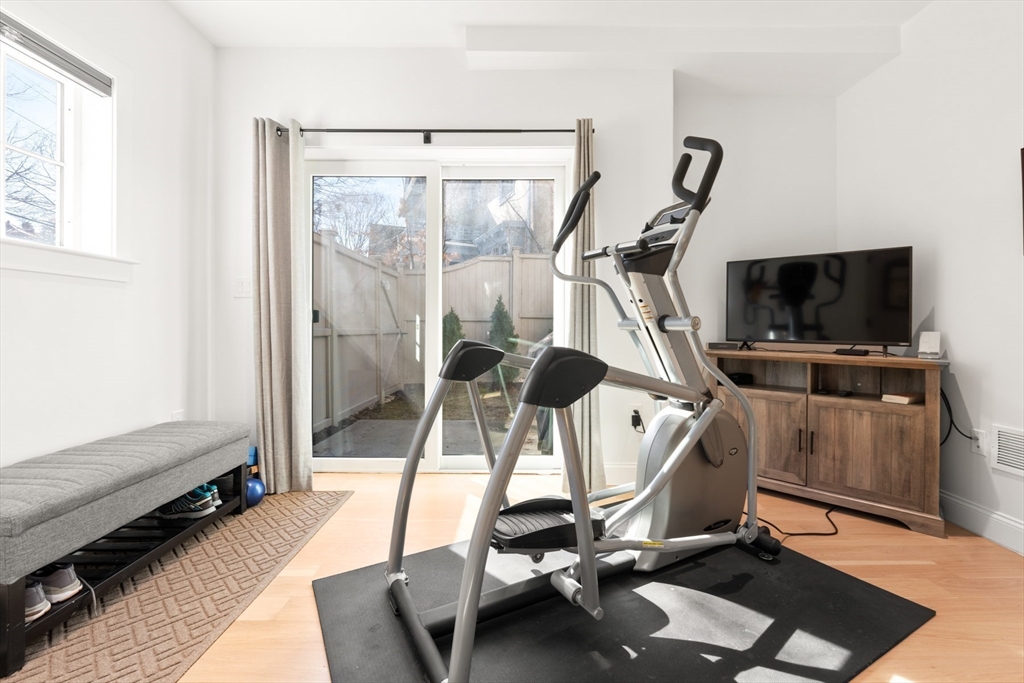 21 Crowninshield Road, Unit 21 Brookline, MA 02446 - Photo 23 of 26