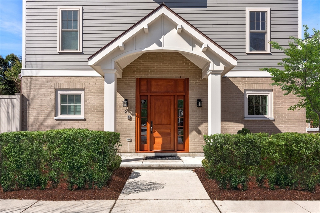 21 Crowninshield Road, Unit 21 Brookline, MA 02446 - Photo 25 of 26