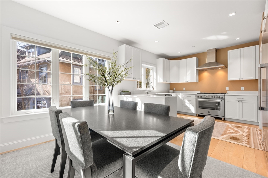 21 Crowninshield Road, Unit 21 Brookline, MA 02446 - Photo 5 of 26