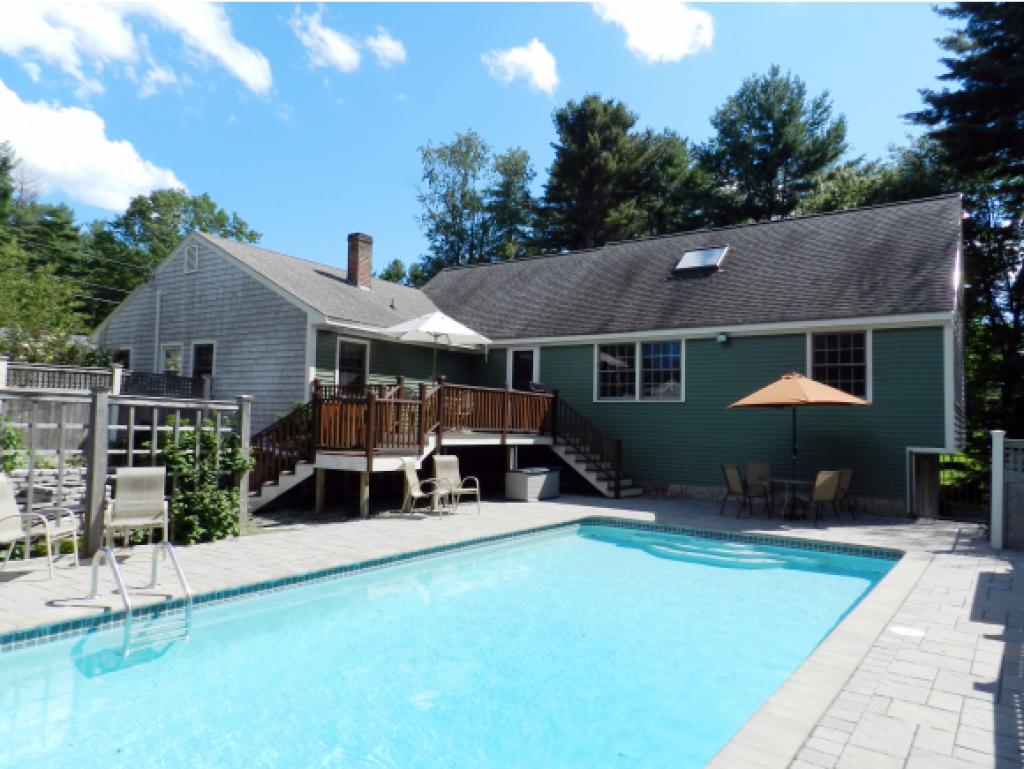 188 Mill Road North Hampton, NH 03862 - Photo 3 of 36